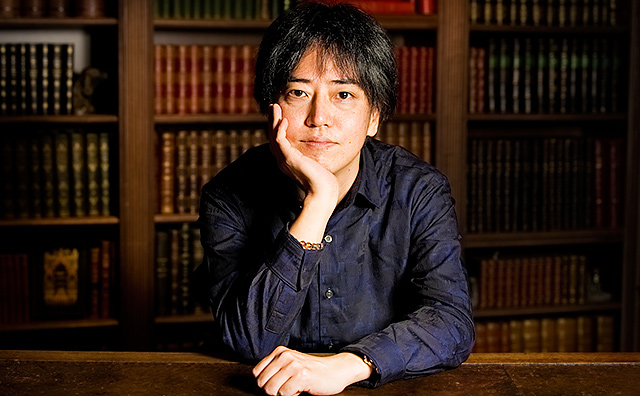 いまだ“同調圧力”が根強い日本芥川賞作家が語る「リベラリスト」のあるべき姿 中村文則（作家）