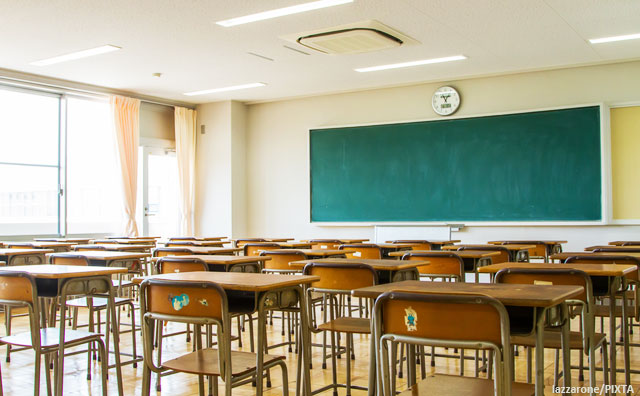 「世界一教育にカネをかけない国」日本が生み出した“教師のブラック労働化”