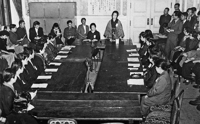 日本初の女性議員