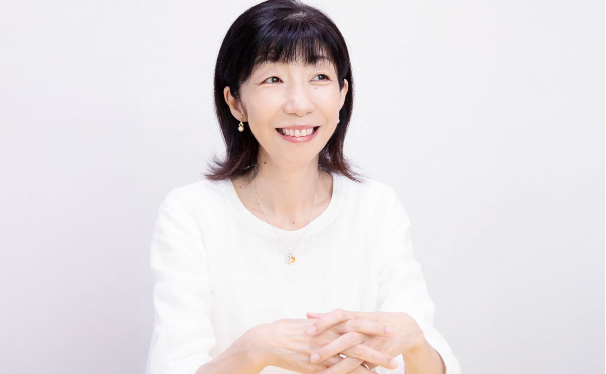 銀座の街に、人魚が逃げた?　作家・青山美智子さんが発見した「アンデルセンの新たな解釈」