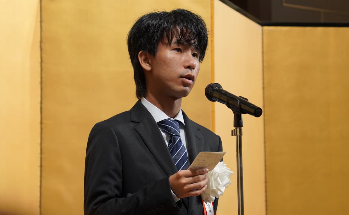 三島由紀夫賞に『はくしむるち』 豊永浩平さんが戦後80年で向き合った「沖縄と救済」のサムネイル