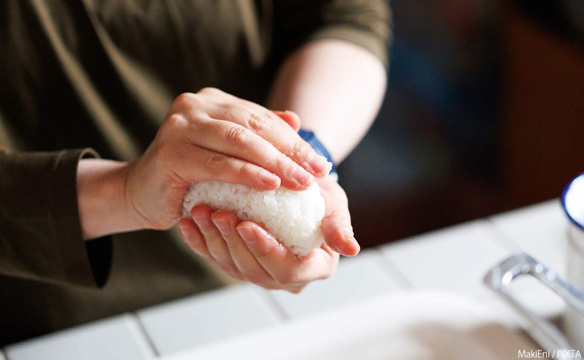 日々の生活に疲れている人にこそ知ってほしい　心が整う“手を動かす習慣”の効果のサムネイル