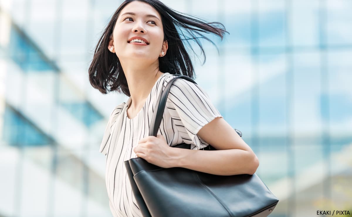 あか抜けないファッションから脱却するには？ プロが教える“NGなアイテム”のサムネイル